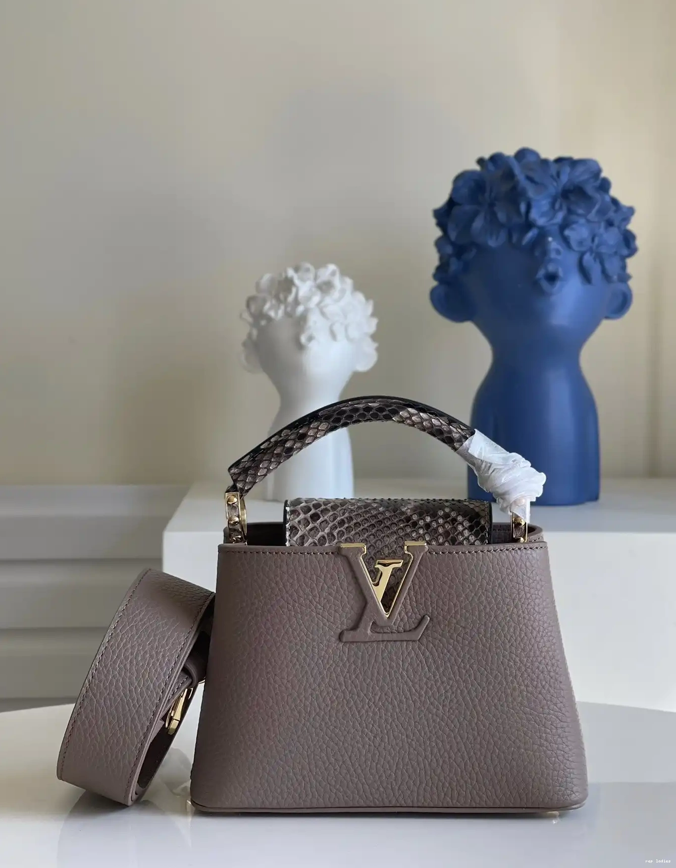 Cheap CAPUCINES VUITTON LOUIS MINI 0509